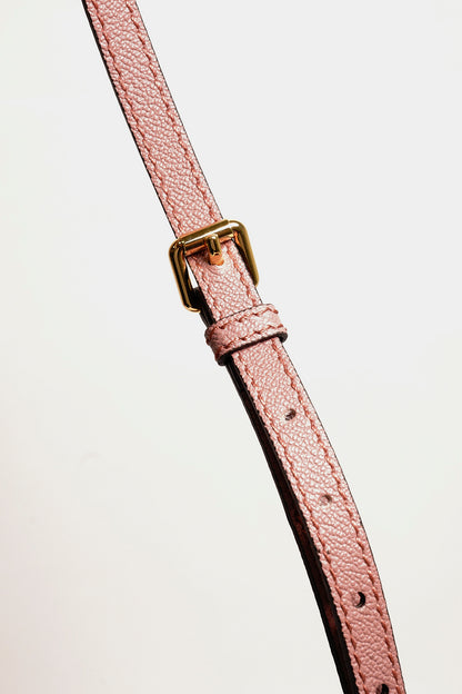 Burberry Buckle 牛皮純色字母logo 單肩包（玫瑰粉色）附兩種背帶