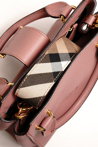 Burberry Buckle 牛皮純色字母logo 單肩包（玫瑰粉色）附兩種背帶