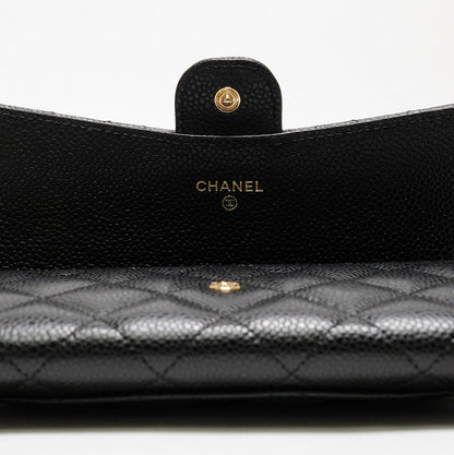 CHANEL  經典金色雙C LOGO菱格粒紋牛皮暗釦長夾