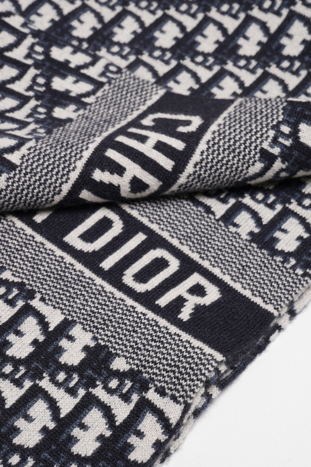 Dior 經典老花羊絨圍巾