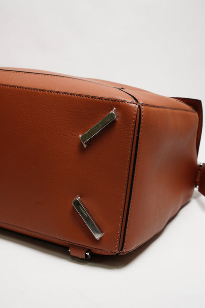 LOEWE 經典小牛皮Puzzle斜背包 大號（全新未使用）