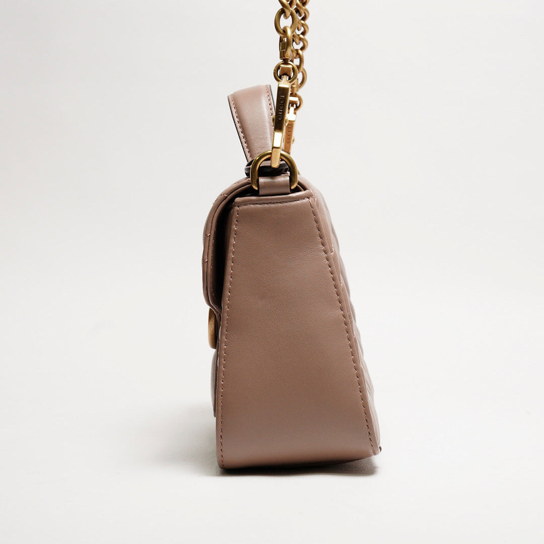 GUCCI GG Marmont 經典金屬雙G LOGO迷你手提兩用包(奶茶色）