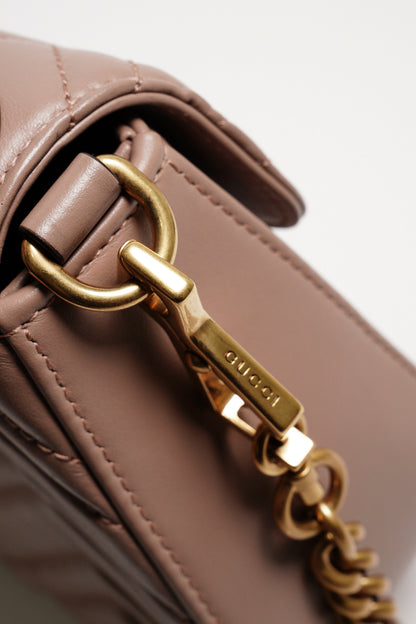 GUCCI GG Marmont 經典金屬雙G LOGO迷你手提兩用包(奶茶色）