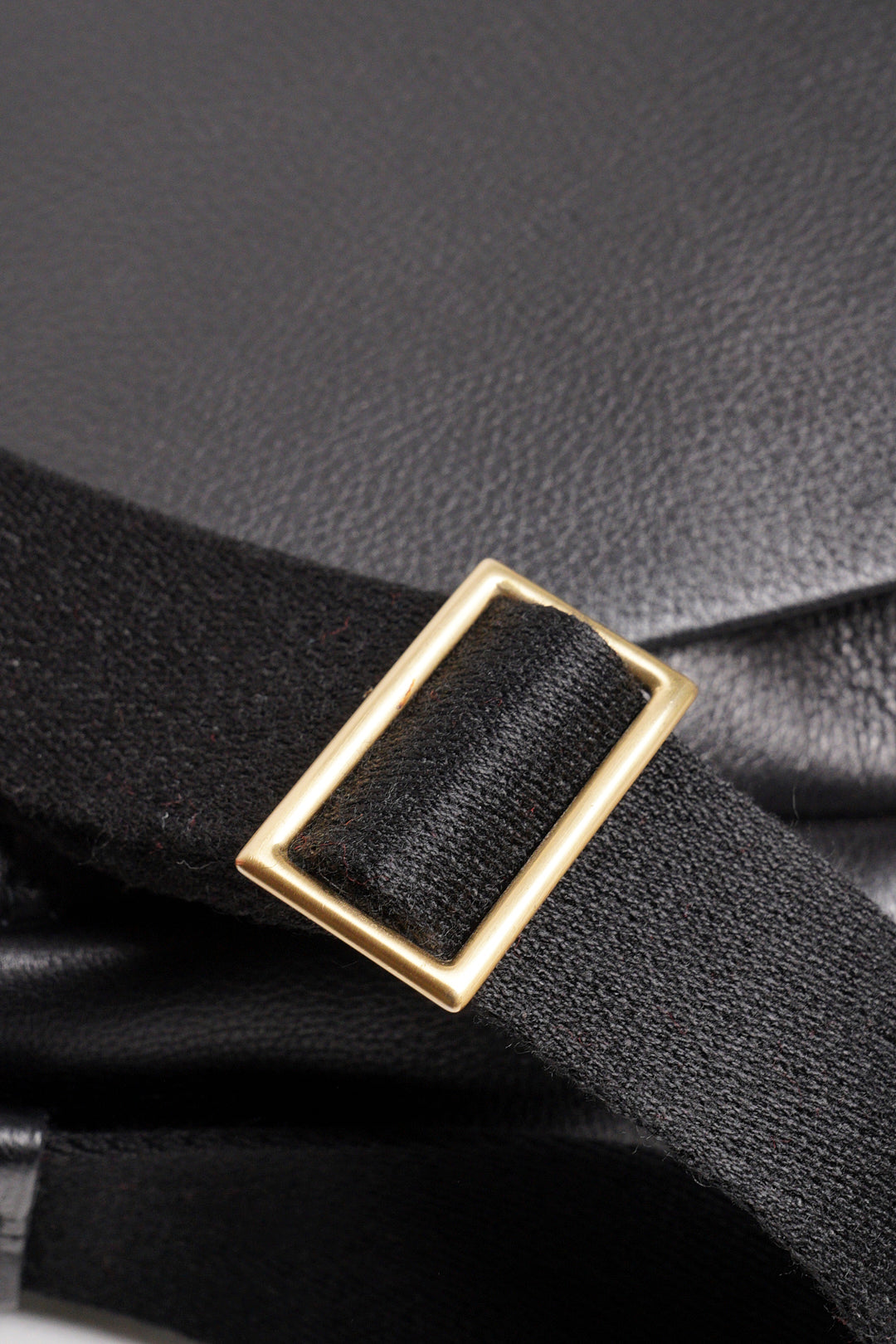BALLY 斜背包