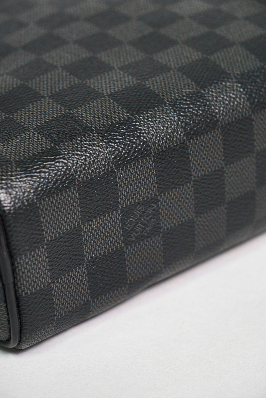 LOUIS VUITTON DAYTON MM DAMIER GRAPHITE 單肩包 DAMIER GRAPHITE 帆布 黑色