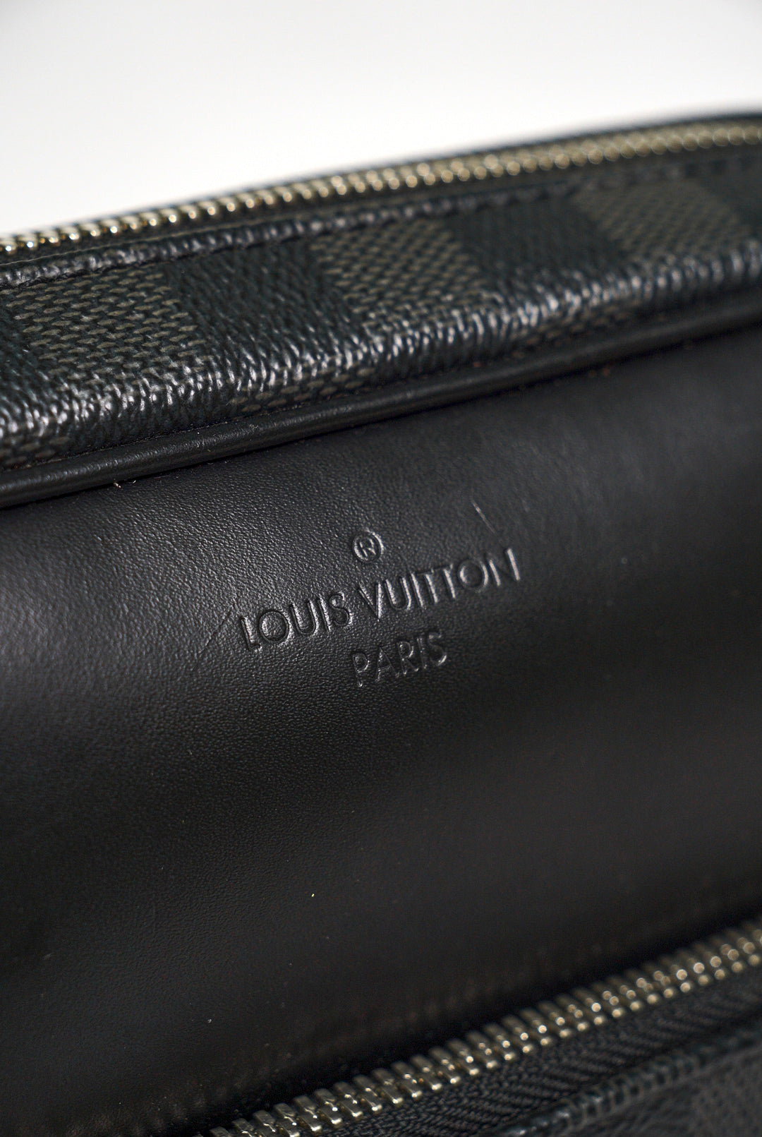 LOUIS VUITTON DAYTON MM DAMIER GRAPHITE 單肩包 DAMIER GRAPHITE 帆布 黑色