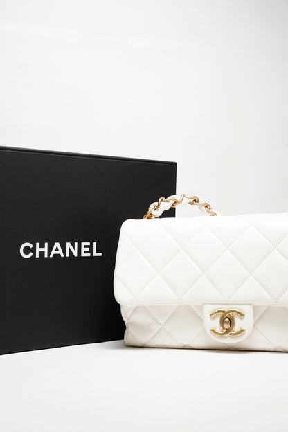 CHANEL 菱格羊皮金鍊斜背包