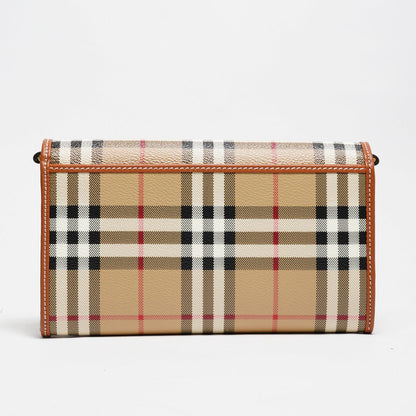BURBERRY 浮雕LOGO格紋翻蓋長夾 (經典米色) WOC