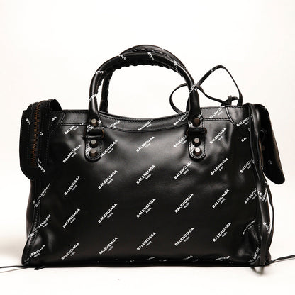 Balenciaga S City 機車包｜滿版英文logo(黑色）