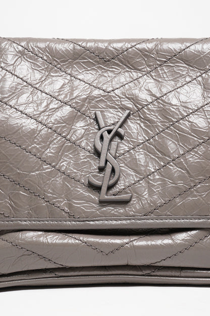 SAINT LAURENT 牛皮皮革Niki Medium鏈帶肩背袋