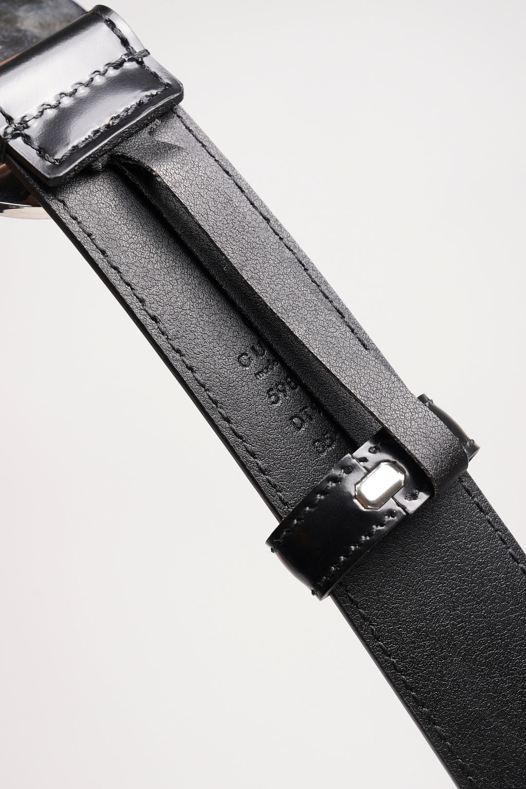 GUCCI 古馳經典 Interlocking GG仿舊皮革金屬女款