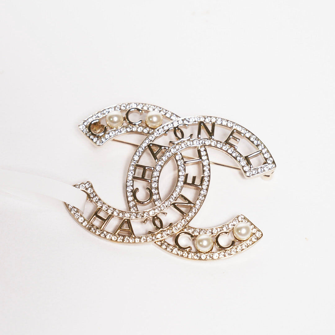 CHANEL 雙C 水鑽 LOGO 別針 / 胸針（Brooch）
