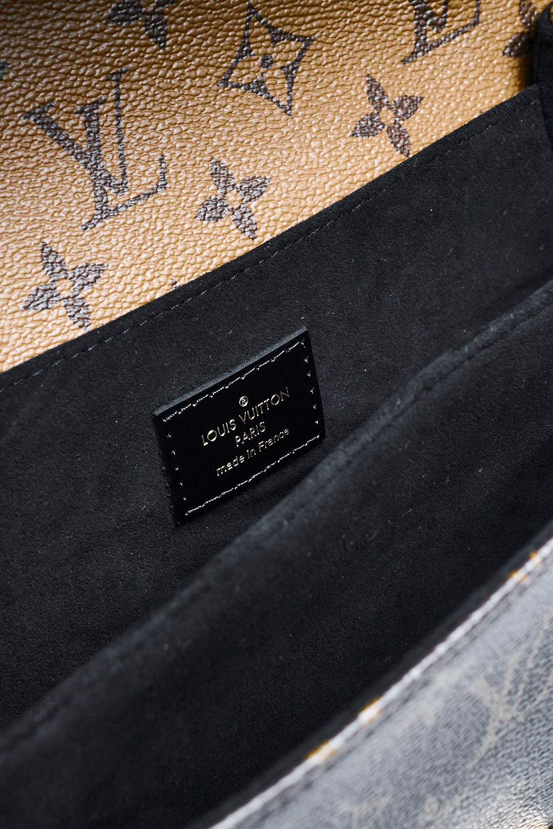 Louis Vuitton 經典Pochette M tis Monogram帆布手提斜背郵差包