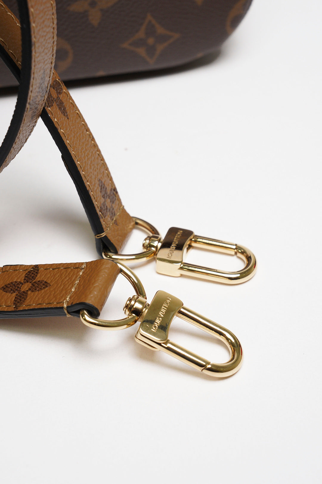 Louis Vuitton 經典Pochette M tis Monogram帆布手提斜背郵差包