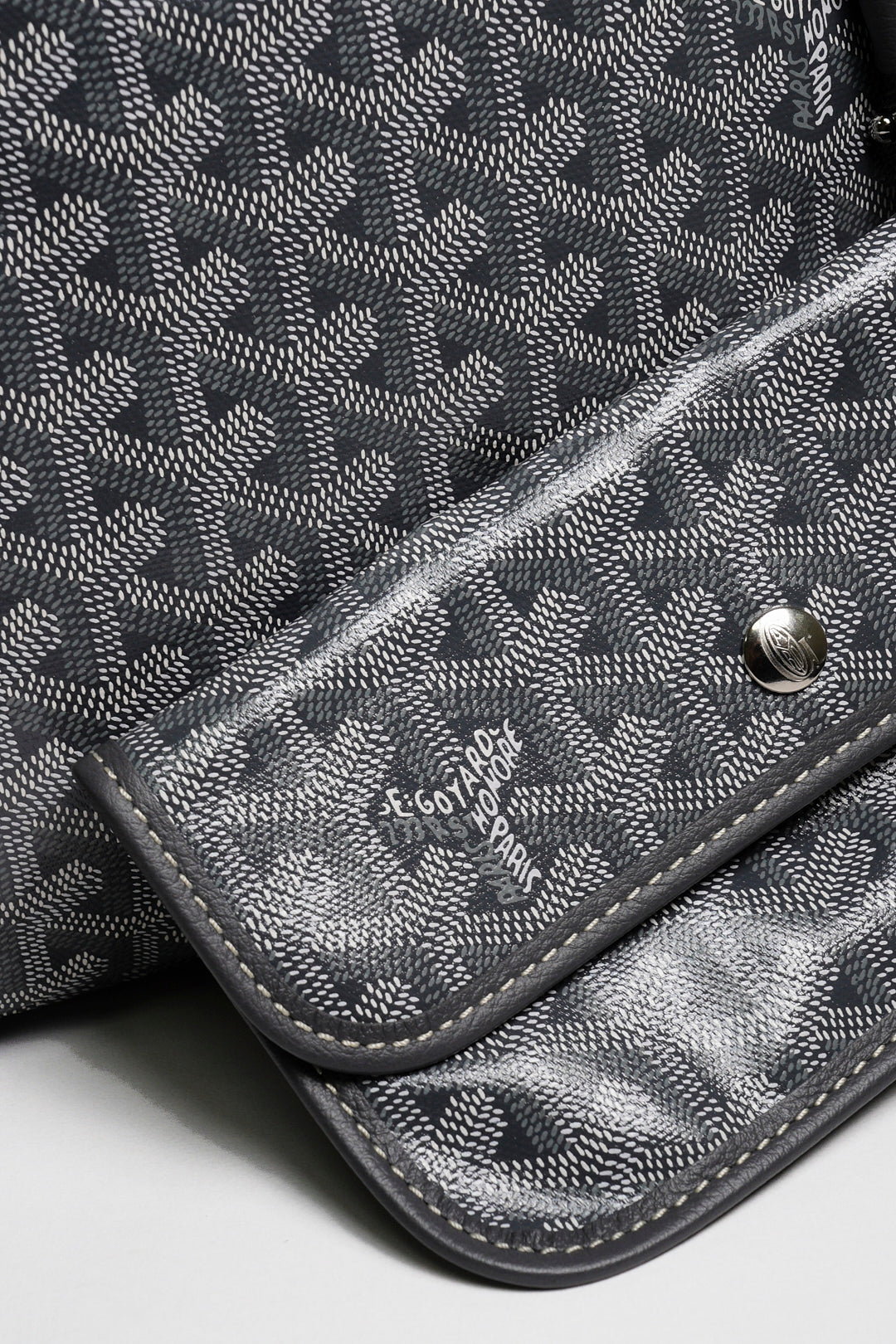 GOYARD灰色 Y字老花  Bohème Hobo 肩背包