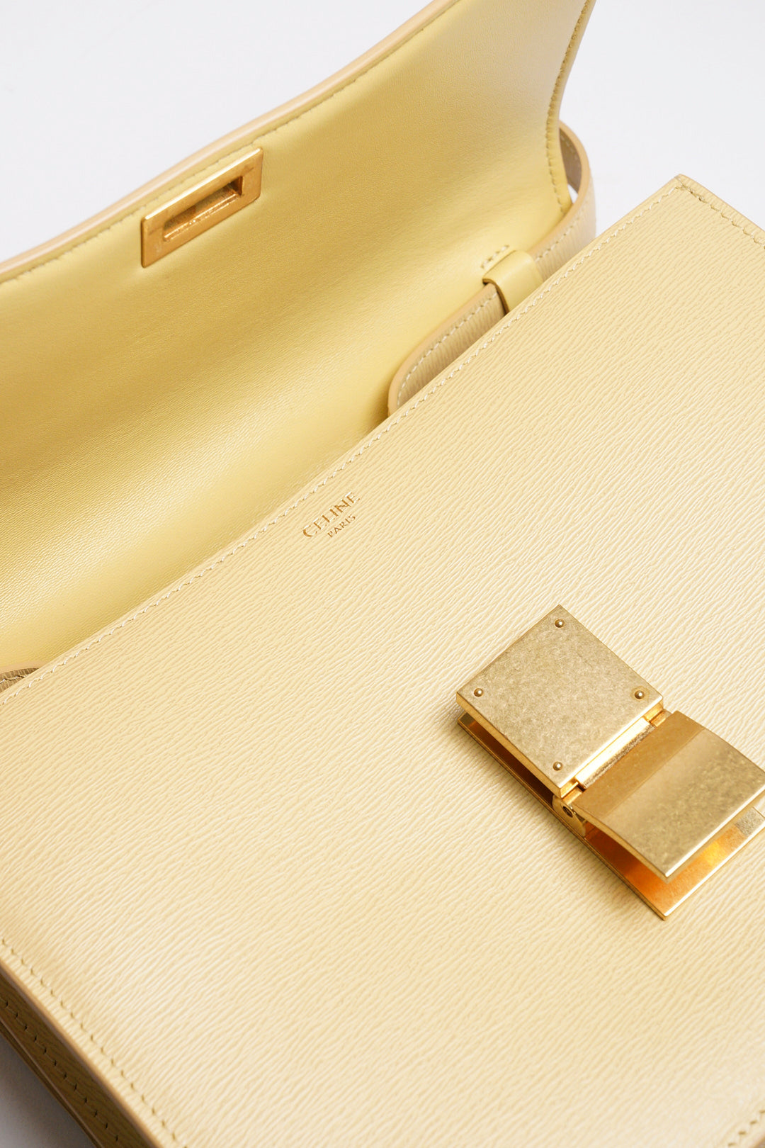 CELINE Classic Bag (黃色）
