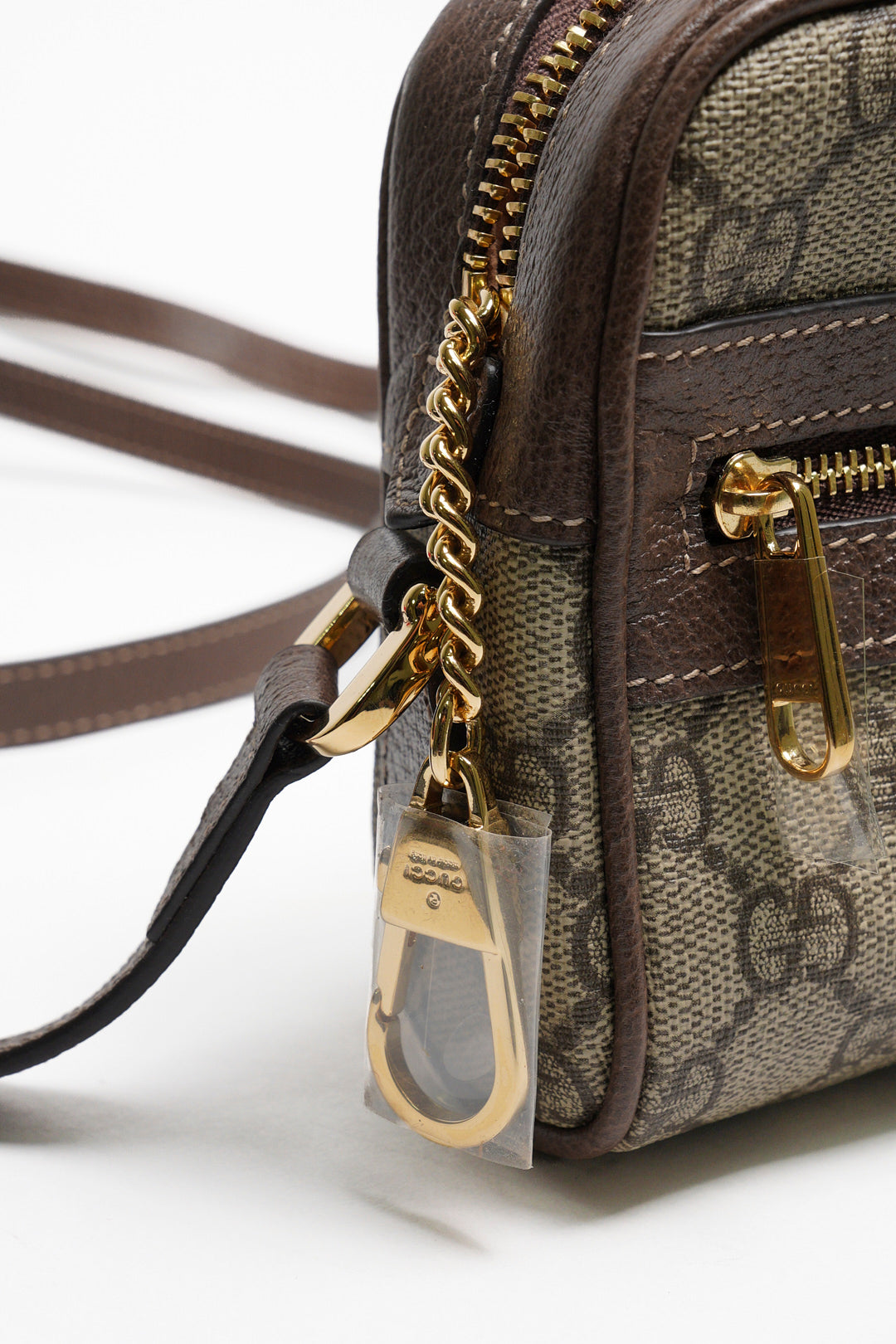 GUCCI Ophidia 琺瑯LOGO帆布紅綠條紋斜背包(棕)