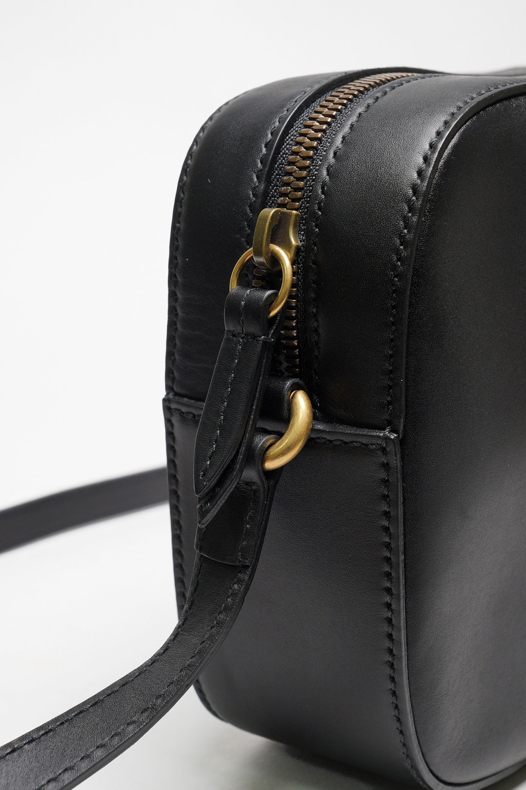 GUCCI crossbody leather bag 綠紅綠繡蜜蜂斜背包