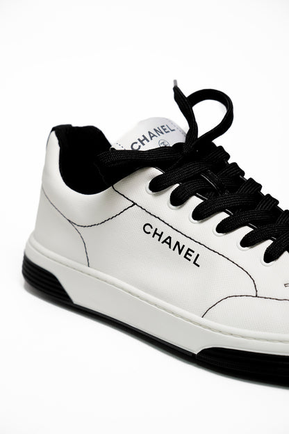 CHANEL 小白鞋/休閒鞋