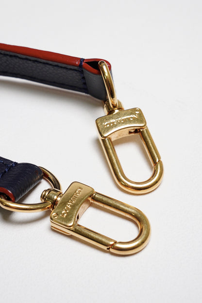 Louis Vuitton  Monogram Empreinte Pochette Metis 海軍藍