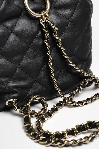 Chanel 23b 雙口袋抽繩 黑金後背包(全新現貨）