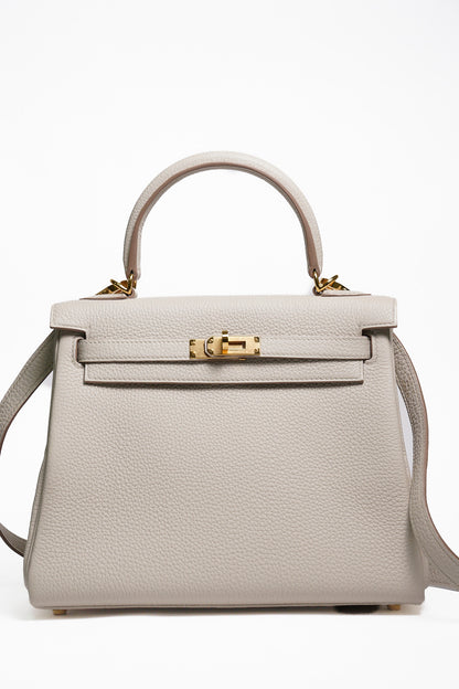 HERMÈS 愛馬仕 Kelly 25 外縫 10 奶昔白 Craie Epsom牛皮 金扣 W刻