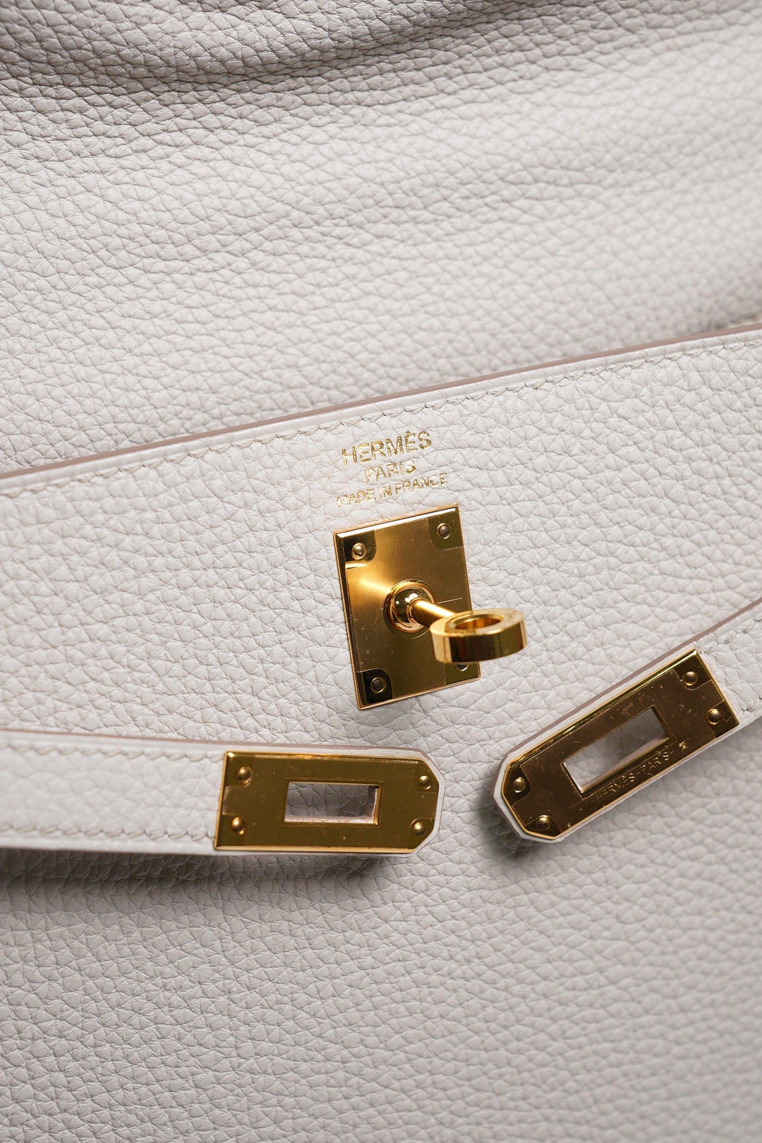 HERMÈS 愛馬仕 Kelly 25 外縫 10 奶昔白 Craie Epsom牛皮 金扣 W刻