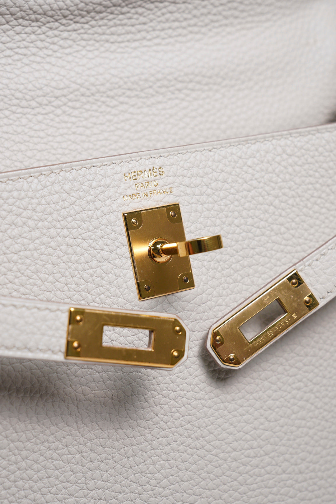 HERMÈS 愛馬仕 Kelly 25 外縫 10 奶昔白 Craie Epsom牛皮 金扣 W刻
