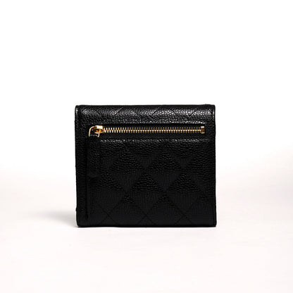 CHANEL Caviar金色CC Logo 菱格紋荔枝牛皮三折短夾(黑色)