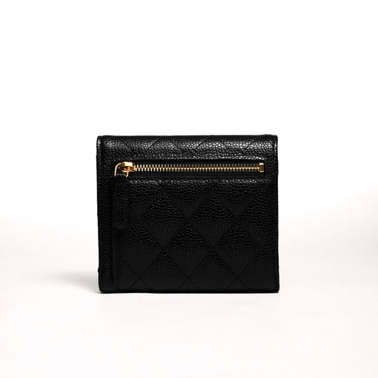 CHANEL Caviar金色CC Logo 菱格紋荔枝牛皮三折短夾(黑色)