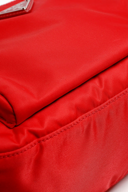 PRADA Tessuto Nylon 尼龍斜背包
