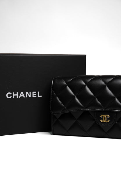 CHANEL 經典雙C金扣 菱格小羊皮長夾-黑色