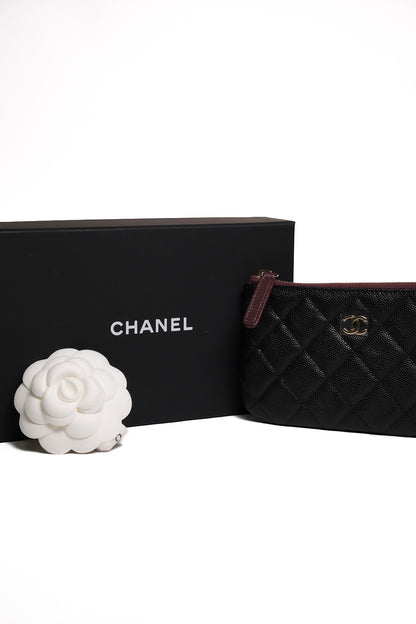 Chanel 金雙C粒文牛皮一字拉鍊手拿/零錢包