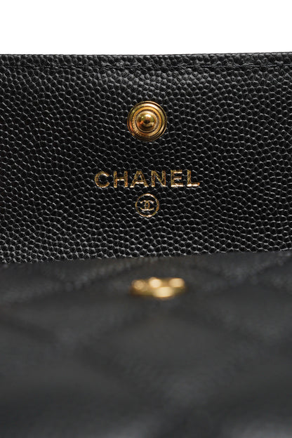 CHANEL Boy 金釦粒紋小牛皮三折短夾(黑色)