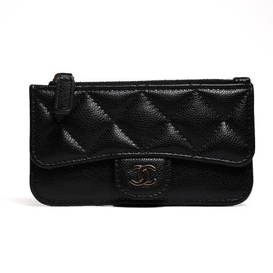CHANEL 香奈兒 經典雙C LOGO菱格紋小牛皮卡片包(黑色)