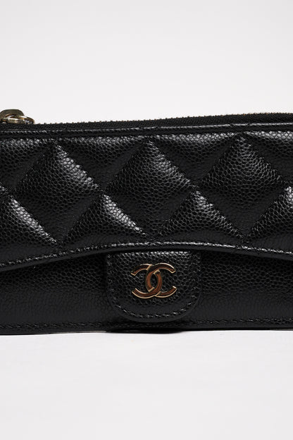 CHANEL 香奈兒 經典雙C LOGO菱格紋小牛皮卡片包(黑色)