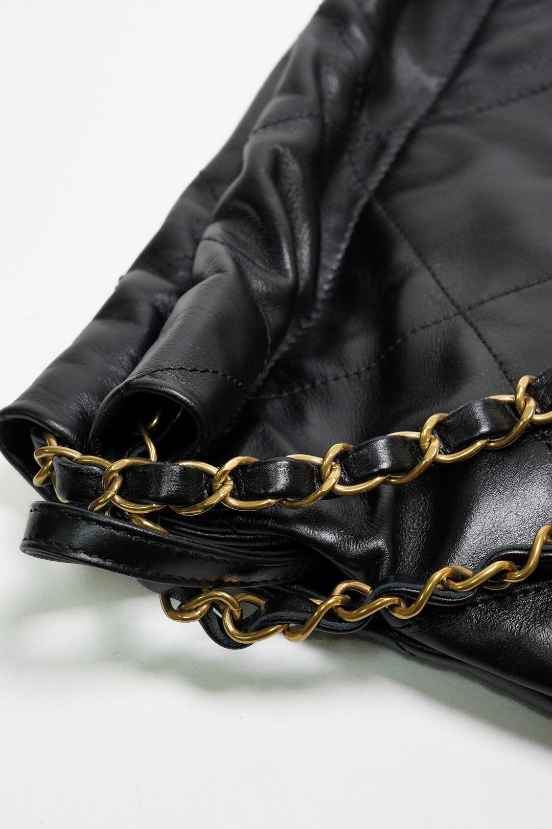 CHANEL 22 Bags 垃圾袋 小號 黑底白字