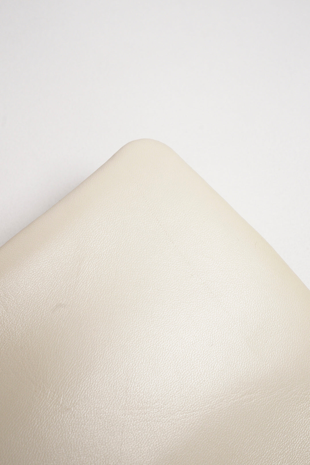 Burberry Lola chain bag奶白色鏈條包
