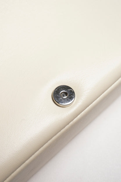 Burberry Lola chain bag奶白色鏈條包