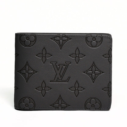 LOUIS VUITTON 灰壓紋男生短夾(全新)