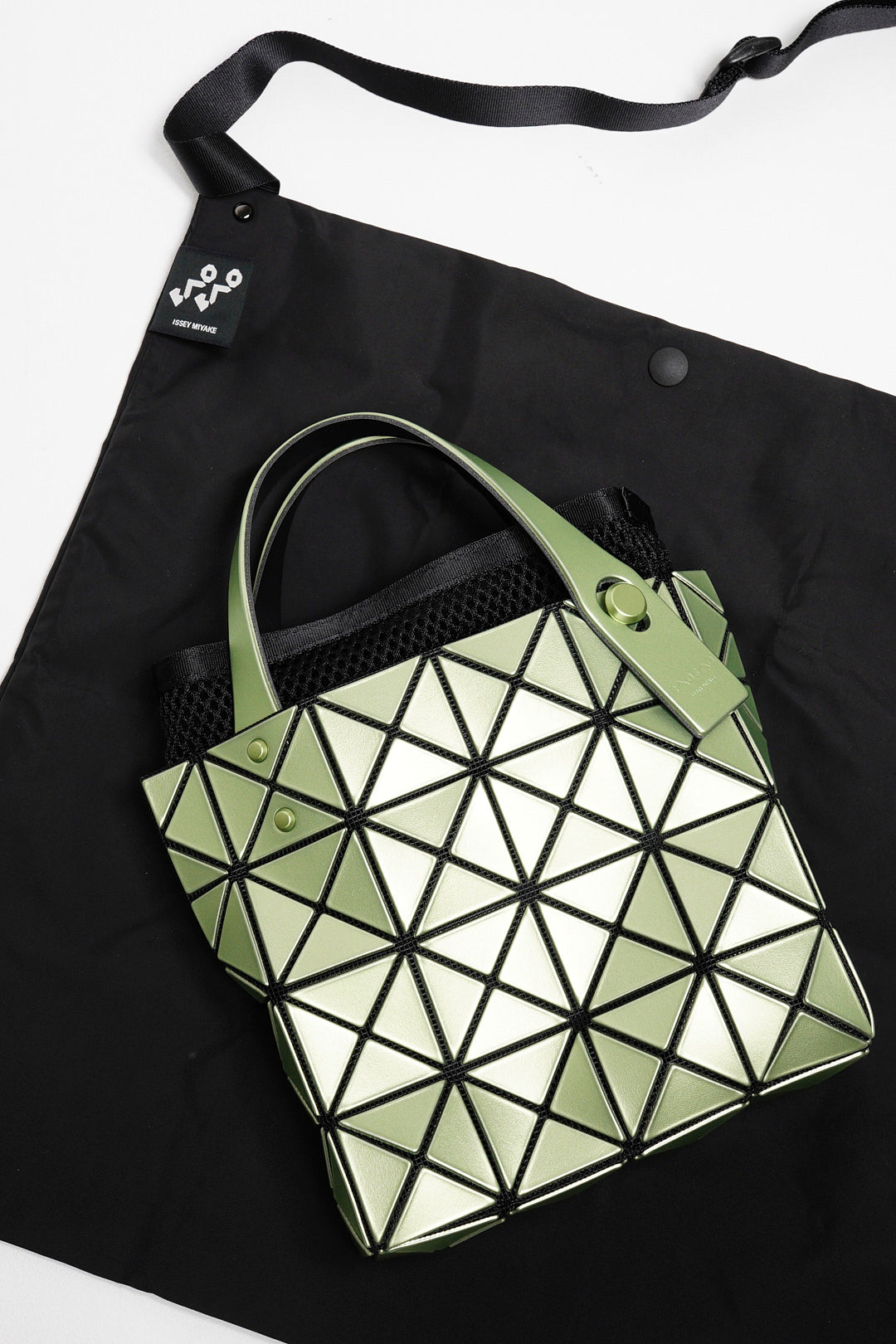 三宅一生 Carat 3x3手提包 綠色