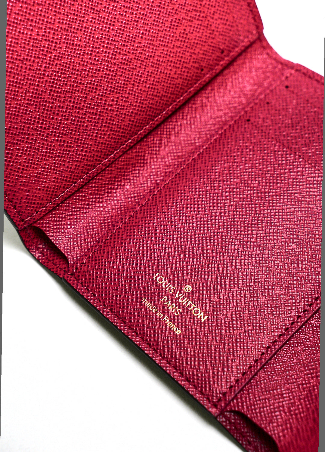 LOUIS VUITTON 經典色 Victorine 三折短夾(全新)