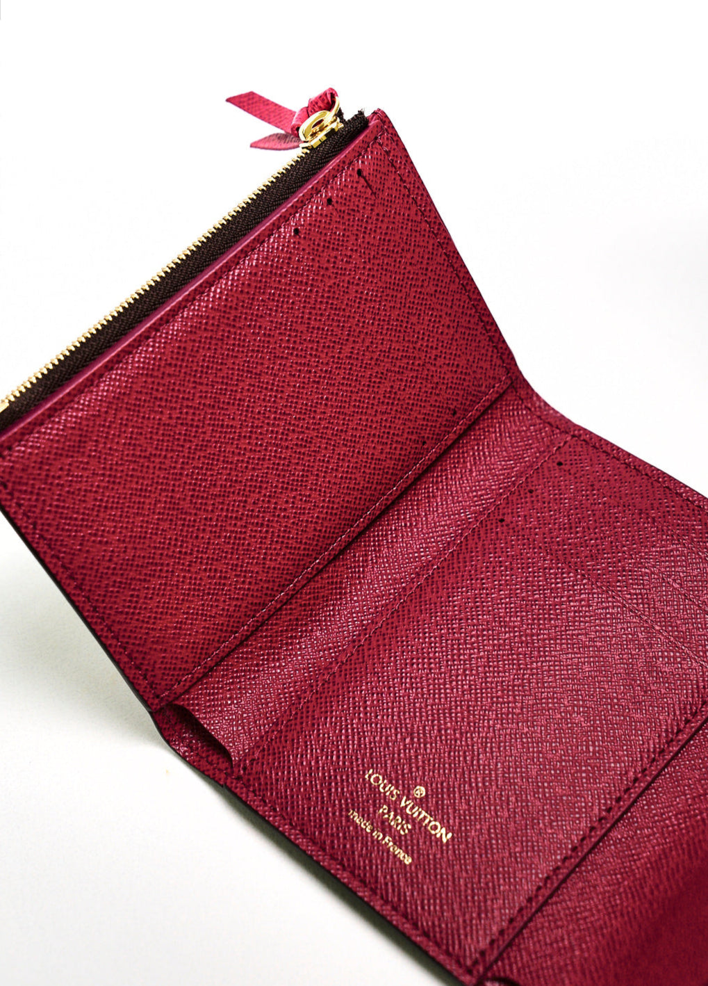 LOUIS VUITTON 經典色 Victorine 三折短夾(全新)