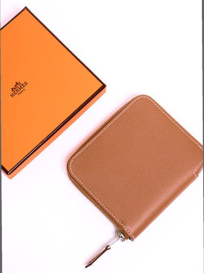 HERMES 牛皮拉鍊絲巾短夾 (褐色)(棕色)