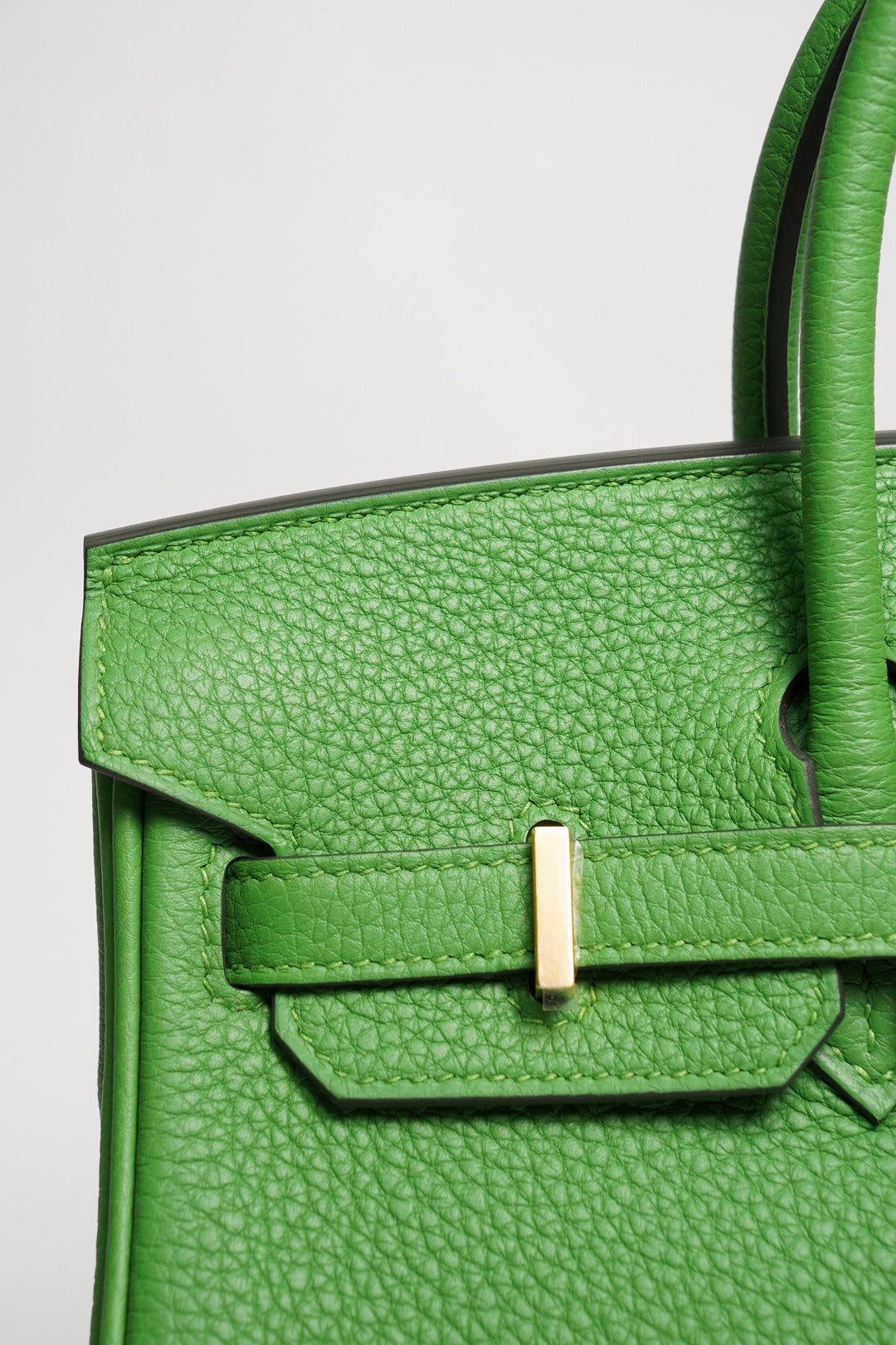 HERMES 愛馬仕 HERMÈS BAMBOU BIRKIN 25CM TOGO B刻 牛皮柏金包(1K 竹子綠/金釦)