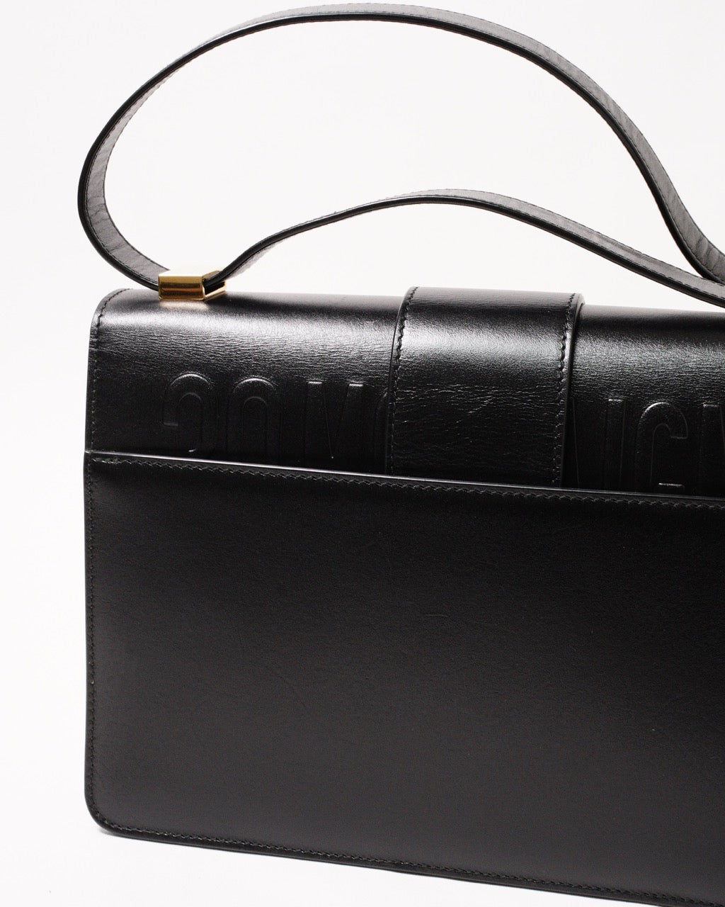 Dior 30 Montaigne 金釦斜背包 黑色 2025年8月購買