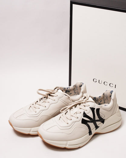 Gucci Rhyton NY Yankees 印花運動老爸鞋 米白色