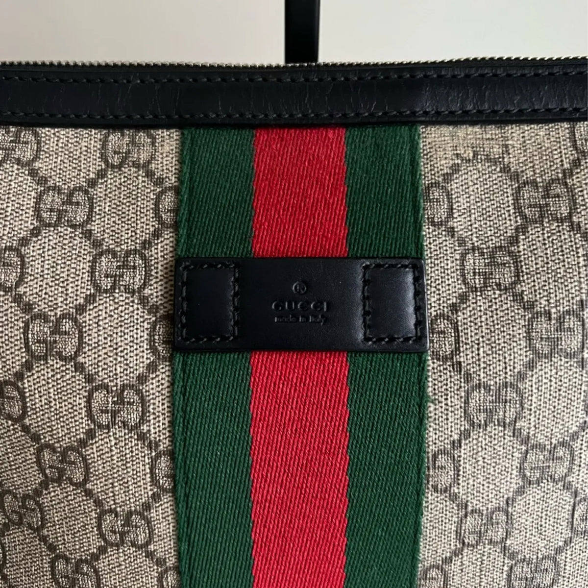 Gucci GG Supreme 老花郵差包男士款
