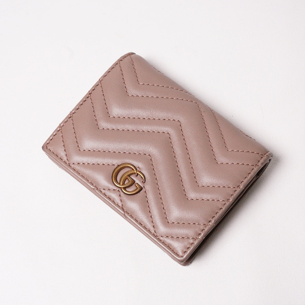 Gucci GG Marmont 裸粉色短夾