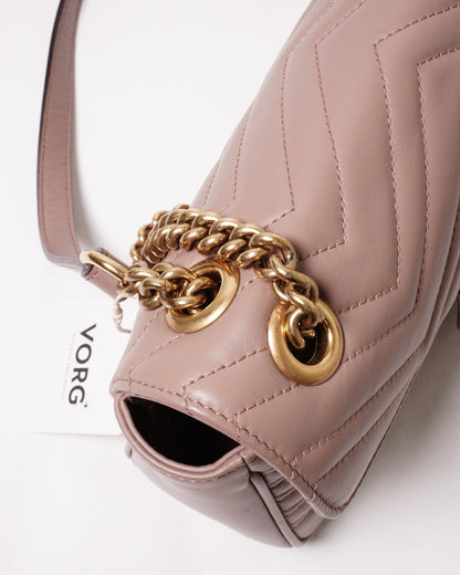 Gucci GG Marmont 裸粉色肩背斜背包